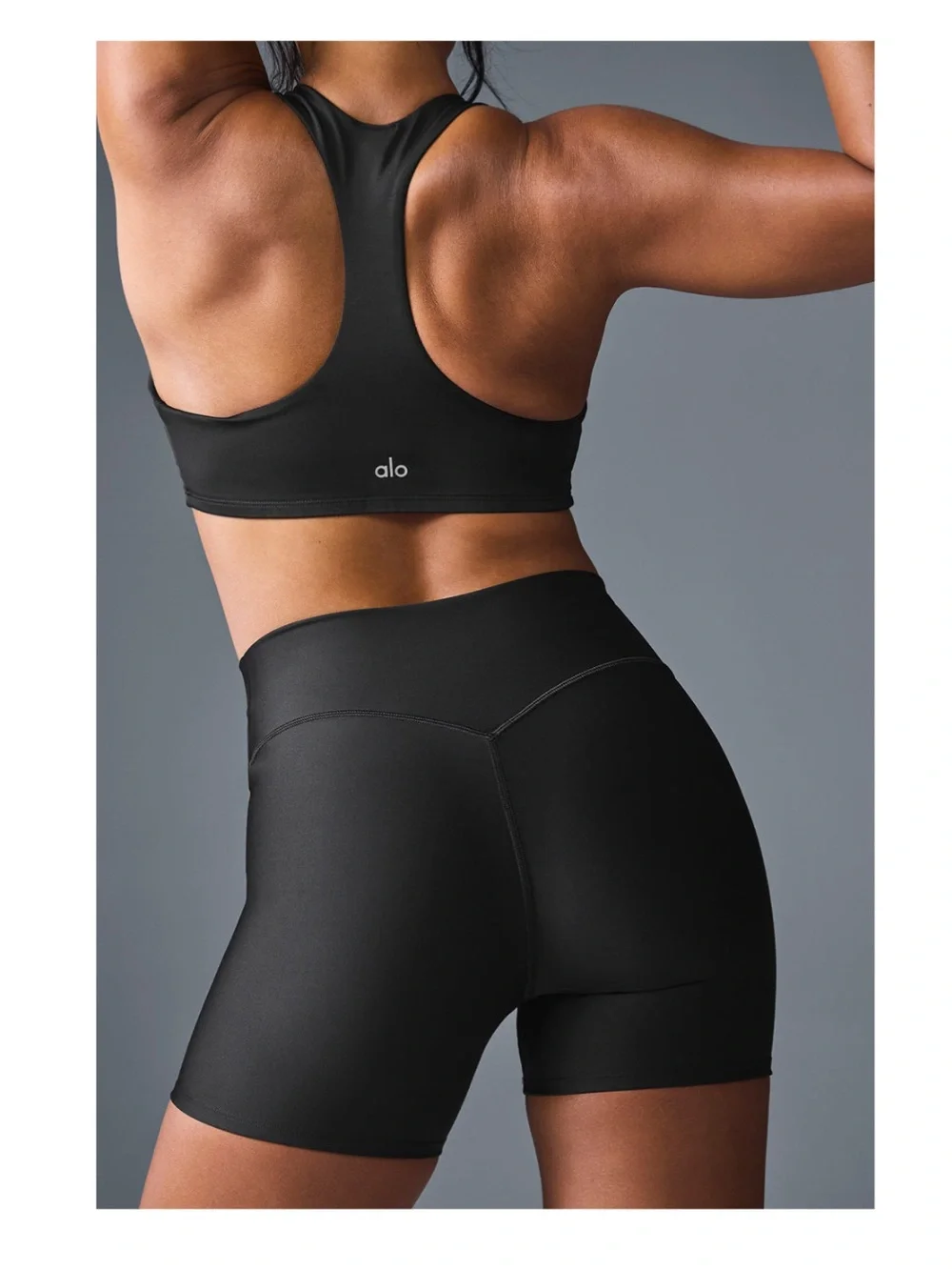 ALO Yoga Airlift Energy Short 5”- Black